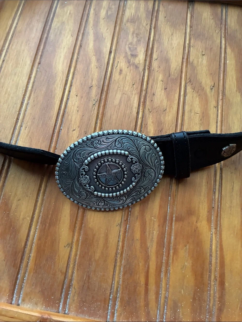 Western Oval Silver Buckle Black Leather Belt - Men